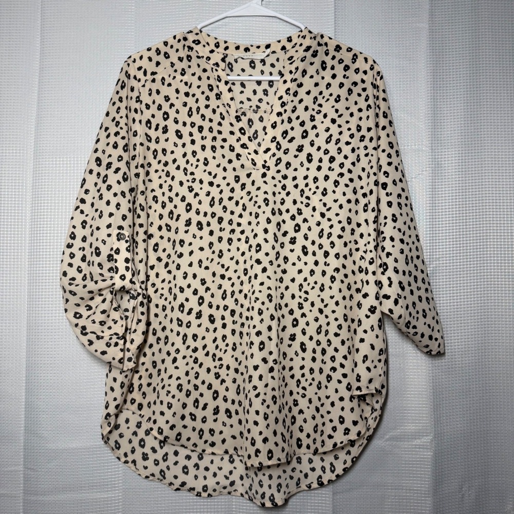 Lush Animal Print Blouse Large Cream‎ Black Roll Tab Sleeve Tunic
